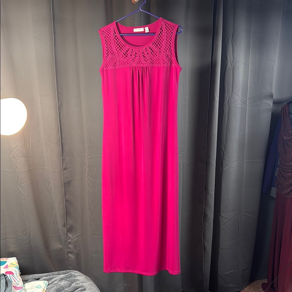 Elegant Pink Sleeveless Maxi Dress